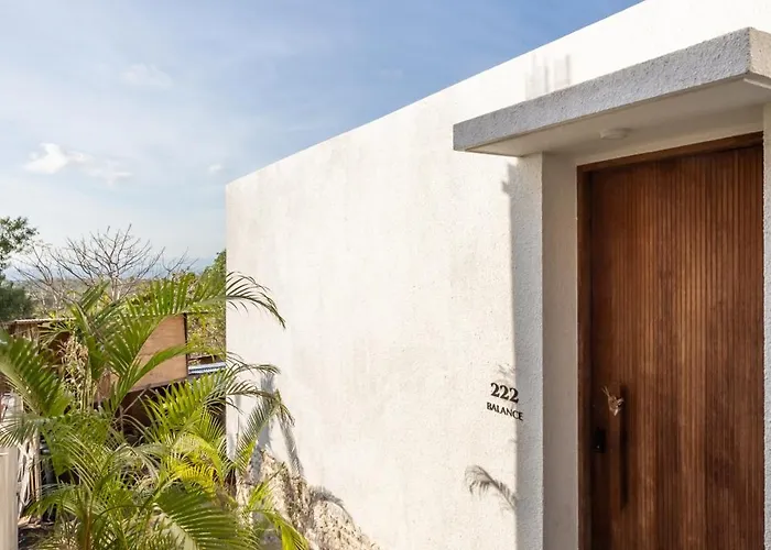 Villa Brand New 2-bedroom Ocean View